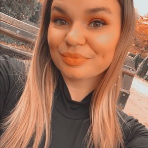 Meet your Posher, Kristin